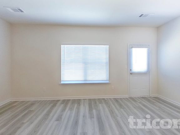 2nd image of 307 Oliver Dr