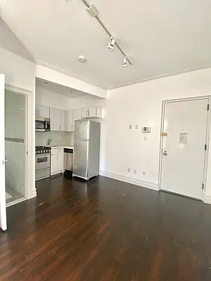 Rented by Compass | media 8
