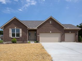 4004 Andora Blvd, Amelia, OH 45102