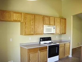 2nd image of 32578 N Cat Hills Ave