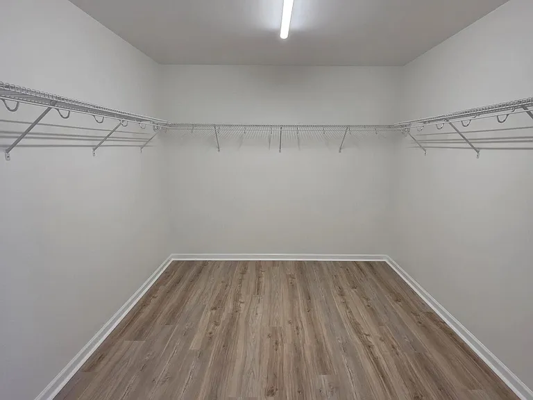 4209 Auburn Hills Dr — Photo 24