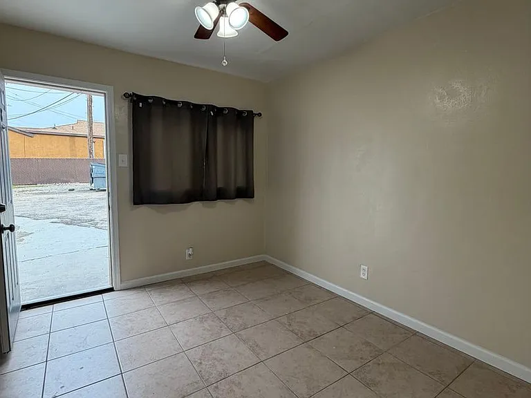 P302 — Photo 34