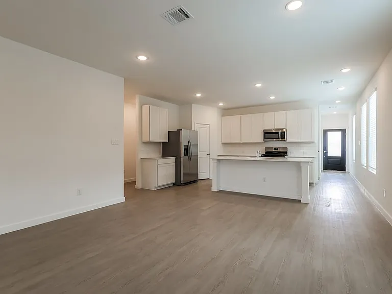11515 Cedar Close — Photo 25