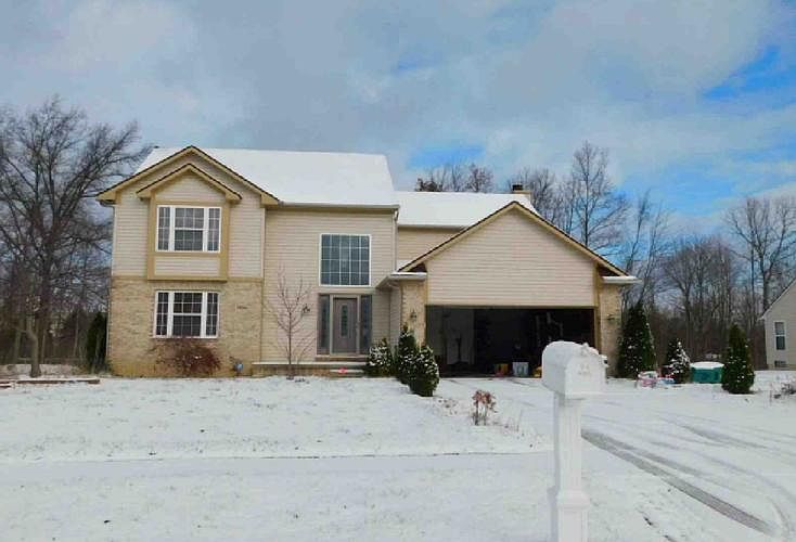 2nd image of 38084 Clydesdale Dr