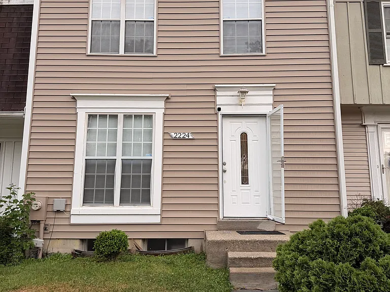 2224 Prince Of Wales Ct #1 — Photo 8