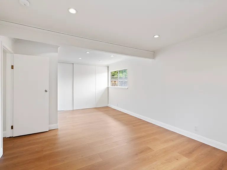 2622 Tartan Dr — Photo 14