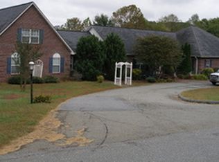 1400 Boston Rd, Newton, NC 28658