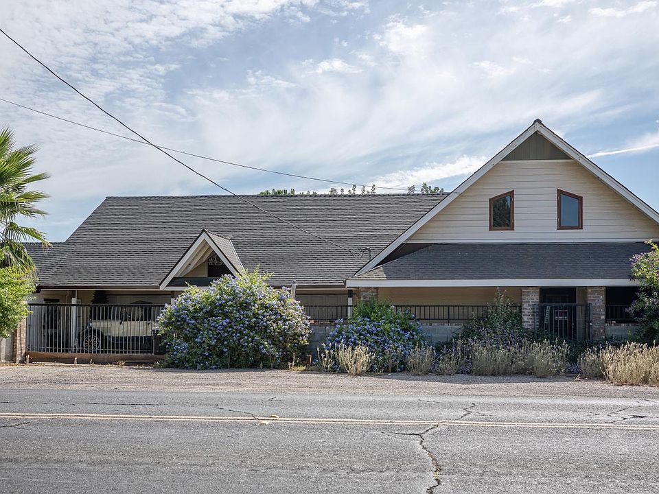 1st image of 3024 Dakota Ave
