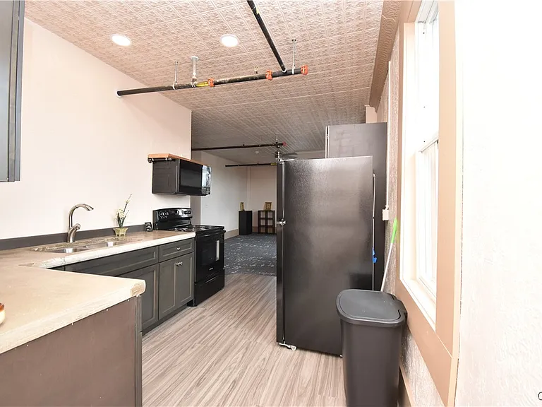 152 Court St #5 — Photo 16