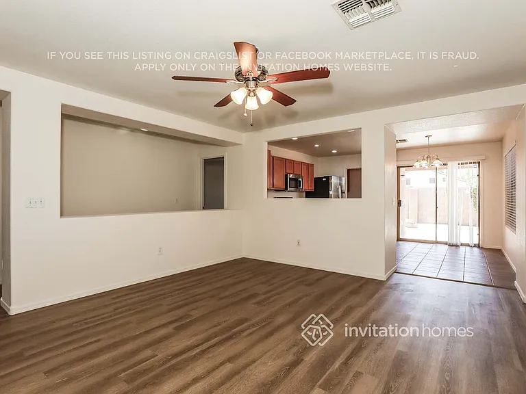 2887 E Cherry Hills Dr — Photo 3