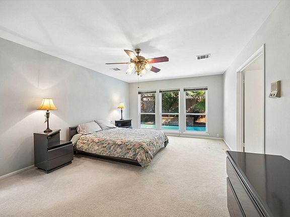 4th image of 11510 Overbrook Ln