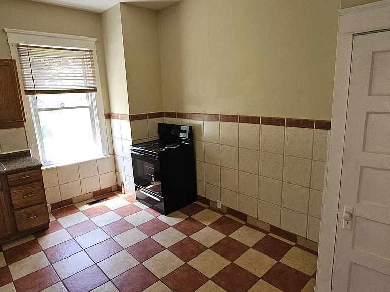 2943 Jessamine St #1 — Photo 10
