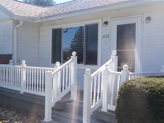 Front " trex style " deck