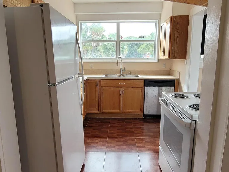 5701 N Flagler Dr — Photo 20