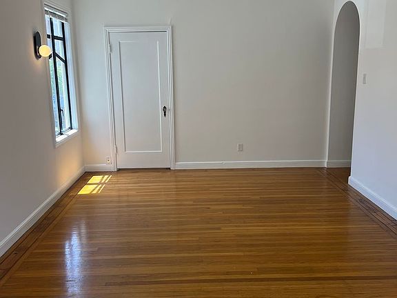 4th image of 3030 Larkin St APT 207