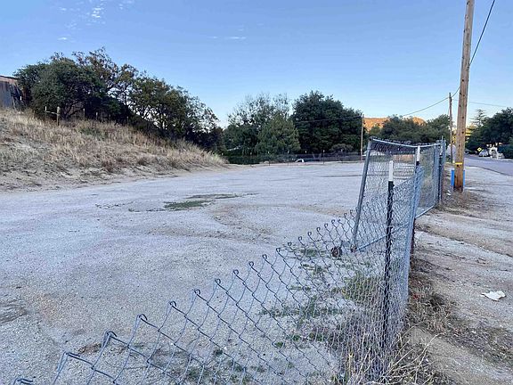 3rd image of 0 Oak Dr #1