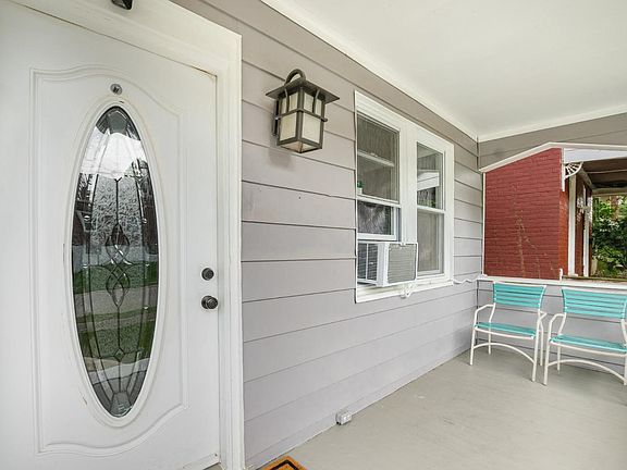 4th image of 312 Crestline Ave