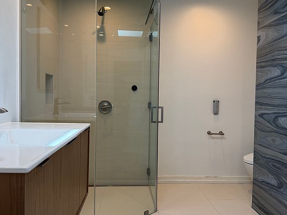 5th image of 1511 Tower Grove Dr