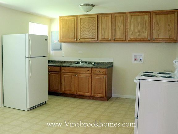 3rd image of 6232 Cruxten Dr