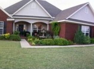 113 Sunset Dr, Deatsville, AL 36022