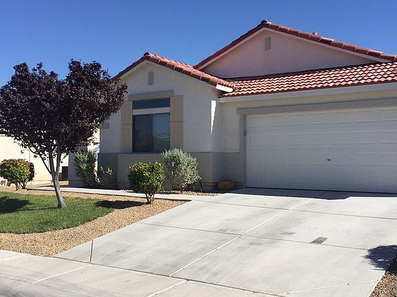 3rd image of 721 Turtleback Dr