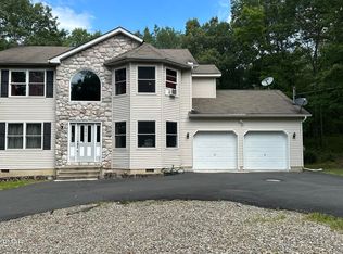 59 Mountain Top Rd, East Stroudsburg, PA