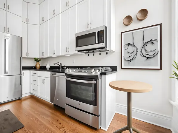 306 Bleecker Street image 2 of 8