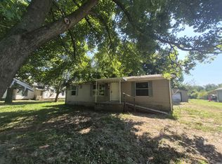 112 N Pond St, Freelandville, IN 47535