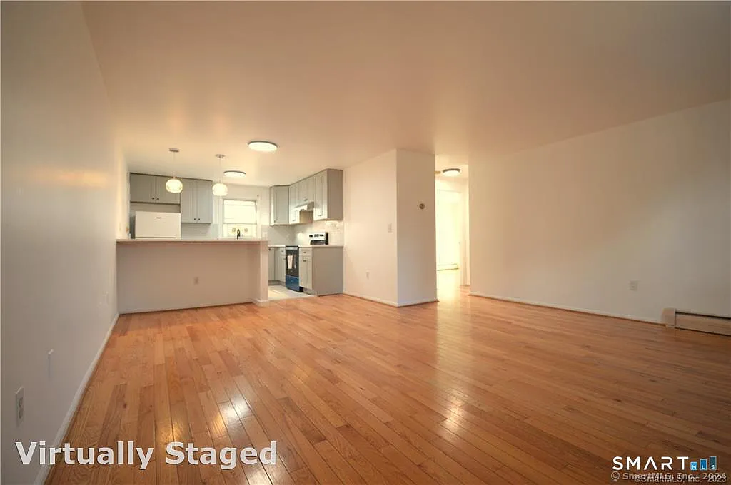 Building Photo - 5 Grandview Dr #13D