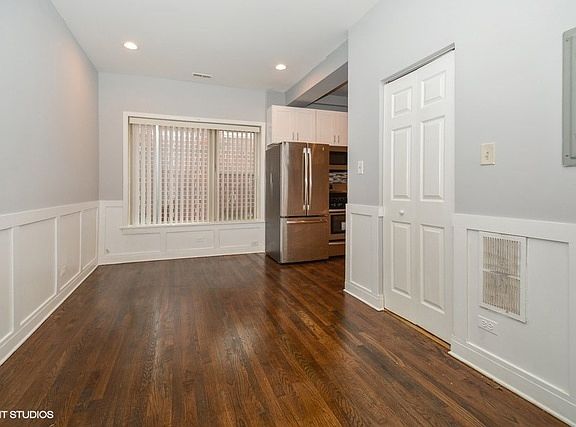 3rd image of 4212 S King Dr APT 3E