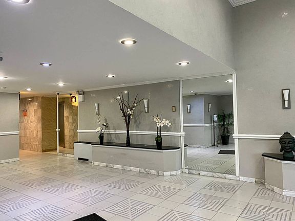 4th image of 175 Zoe St Floor 5P-5