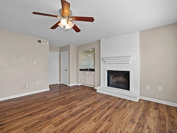 4th image of 250 El Dorado Blvd #127
