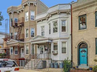 110 Charles St, Jersey City, NJ 07307
