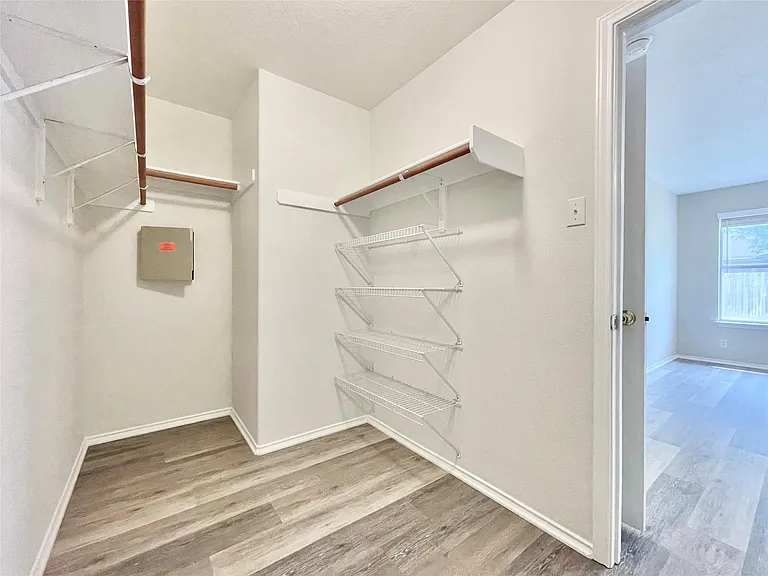 1909 Horizon Park Blvd — Photo 21