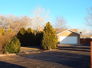 630 Amistad Rd, Los Lunas, NM 87031