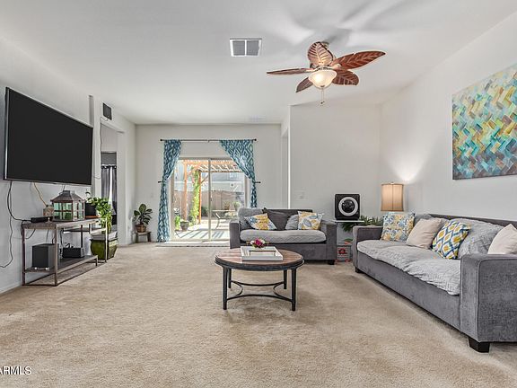 3rd image of 125 E SEASIDE Drive