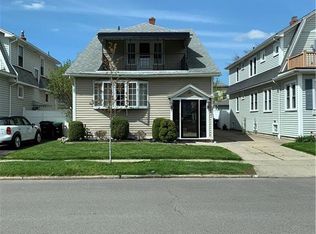 95 Tremont Ave, Kenmore, NY 14217