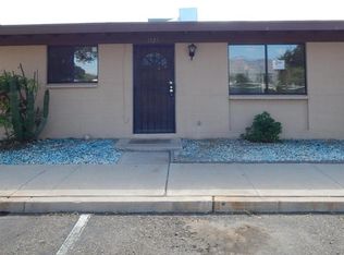 1527 W Roger Rd, Tucson, AZ 85705