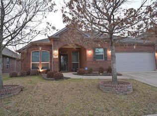 6302 Weaver Dr, Arlington, TX 76001