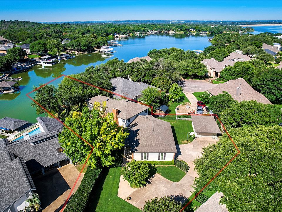 1st image of 8537 Woodlake Cir