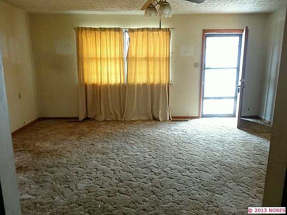 2nd image of 302 N McCracken St