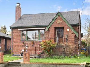 814 NE 84th St, Seattle, WA 98115