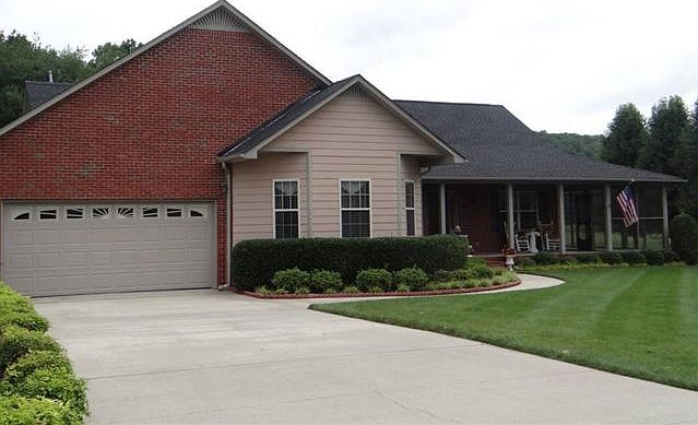 1st image of 1104 N Plantation Dr