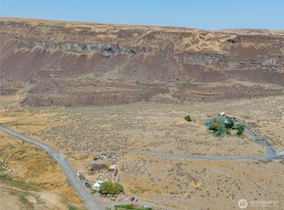 131 Wagon Road, Palisades, WA 98845