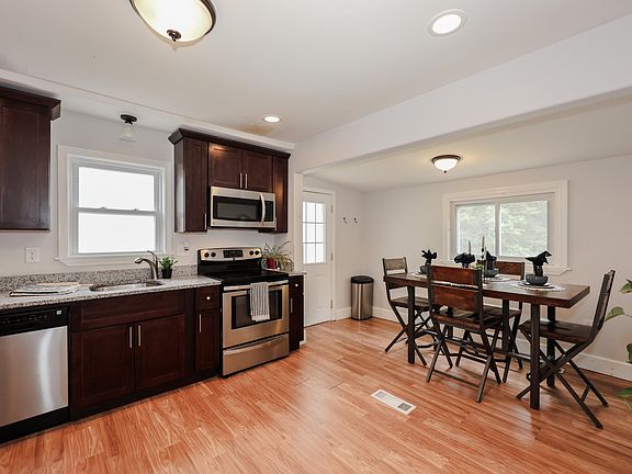 3rd image of 258 Belmont Street