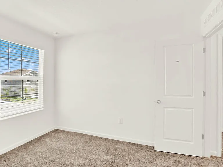517 Bell Prairie Cir — Photo 38