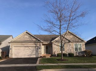 2505 Edgewater Dr, Elgin, IL 60124