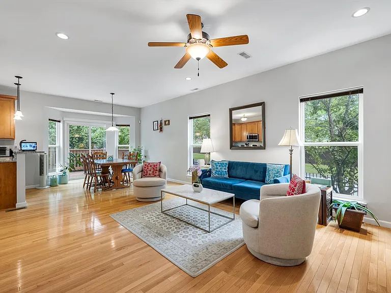 8018 Presidio Ct — Photo 5