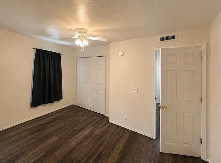 631 S O'Leary St #3 — Photo 5