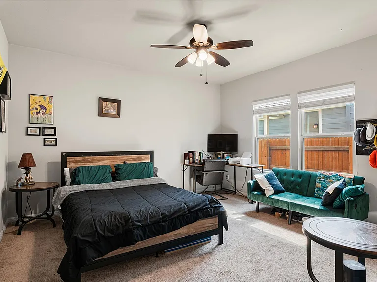 237 Driftwood Ln — Photo 13